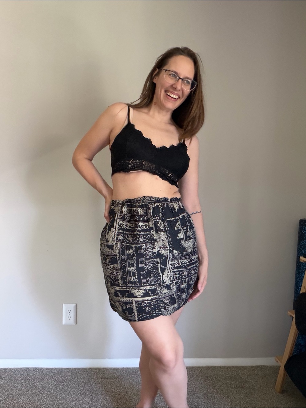 Urban Renewal Black Beige Abstract Print Mini Skirt S Like New Urban Outfitters